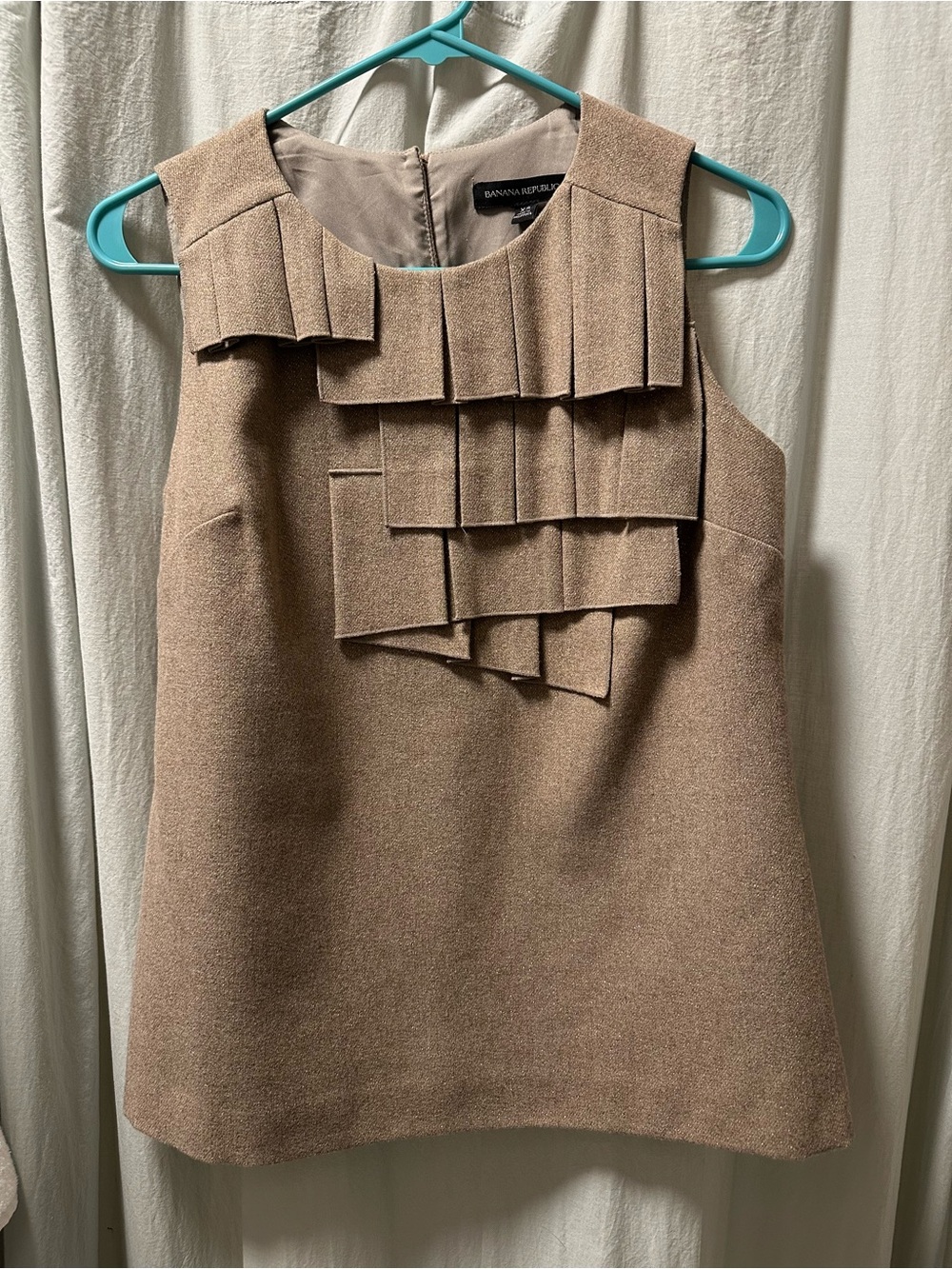 Banana Republic Taupe and Gold Sparkle Pleated Front Sleeveless Top